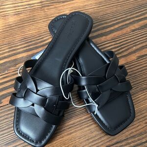 Universal Thread Slide Sandals Size 6.5